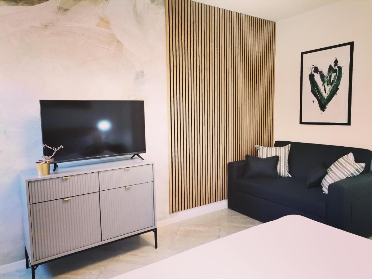 Studio Apartment Monvi Pula Exterior foto